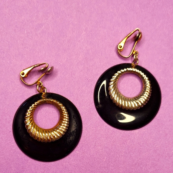 Jewelry - Black and Gold Clip Earrings